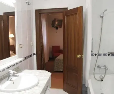 Gran Via Levante 3* Торевьиа